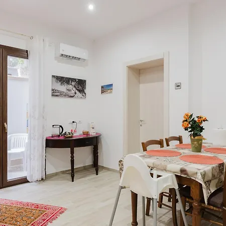 Semesterbostad Casa Iris Castelvetrano